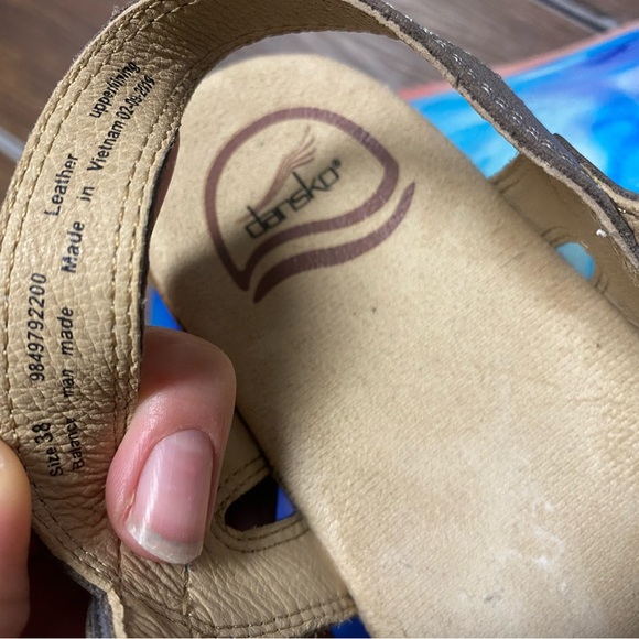 Dansko Women's Brown Leather Slingback Heel Sandals - Picture 7 of 7